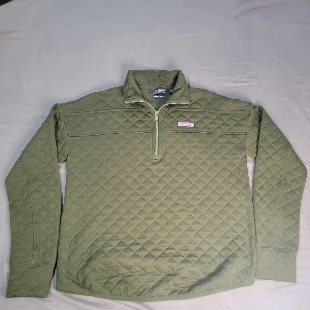 Vineyard Vines item pre